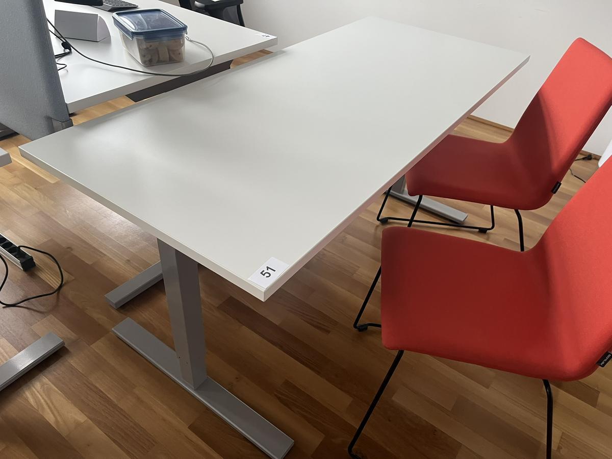 Beistelltisch-,Schreibtisch 160x80 cm manuell verstellbar?d=2026-05-13 13:29:36