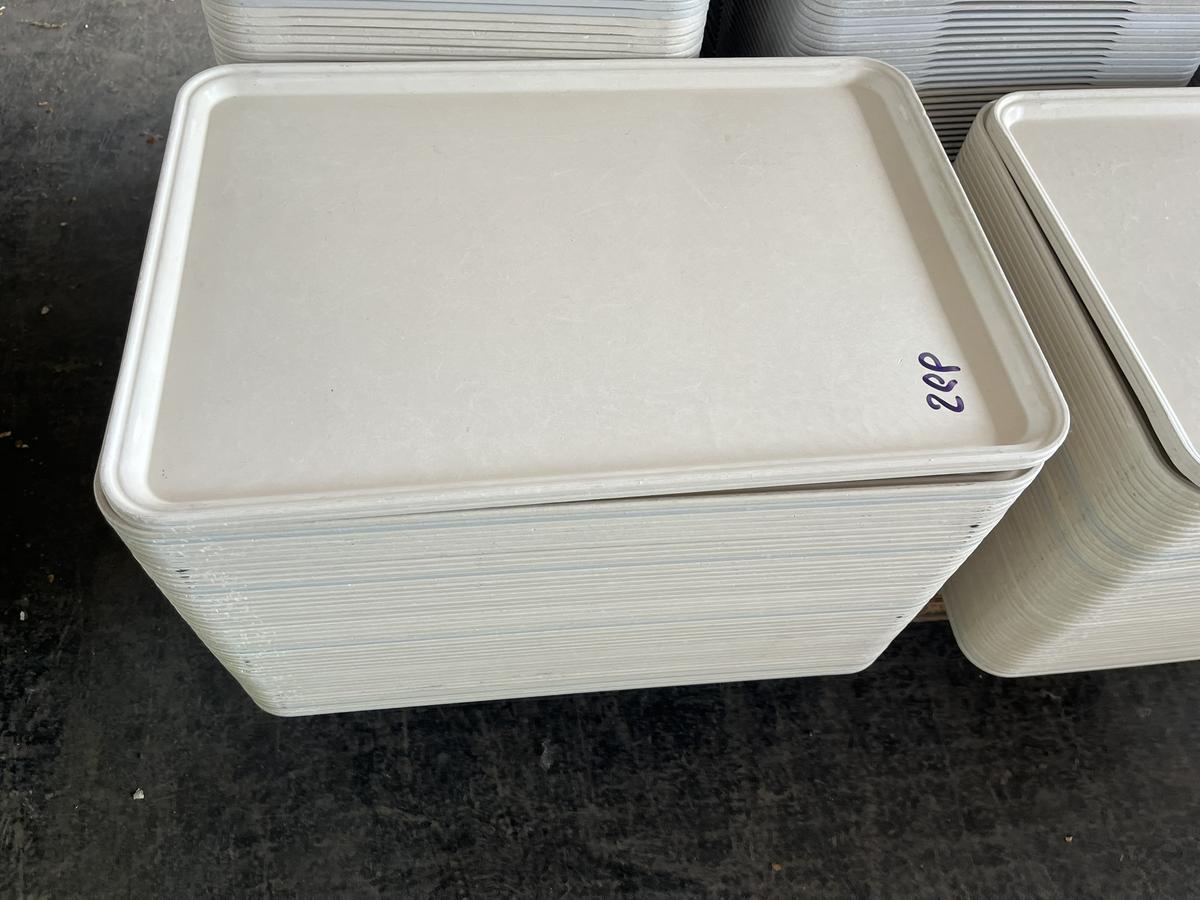 ca. 50 Stk. Serviertabletts