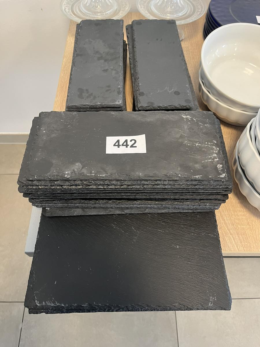 ca. 45 Stk. Schieferplatten in Anthrazit in div. Gr&ouml;&szlig;en?d=2026-05-28 20:33:11
