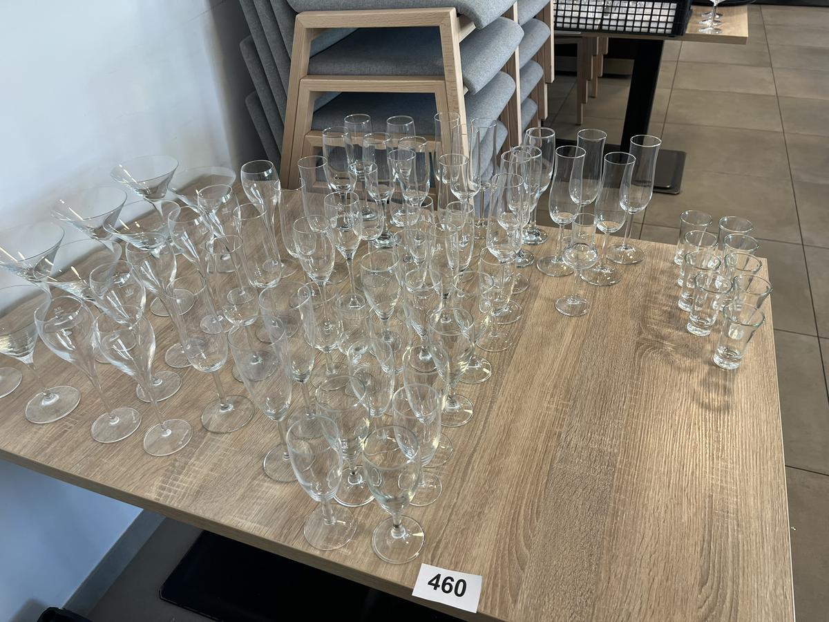 ca. 70teiliges Gl&auml;serset, Sektgl&auml;ser, Schnapsgl&auml;ser etc.?d=2026-05-28 22:37:08