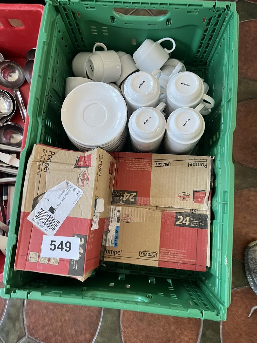 1 Kiste mit Kaffegeschirr Tassen und Untersetzer, ca. 60 Stk.?d=2026-05-28 20:33:53