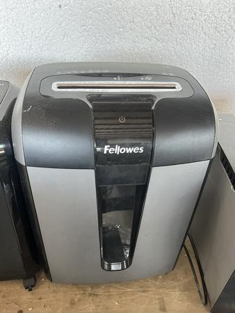 FELLOWES Aktenvernichter FELLOWES Aktenvernichter