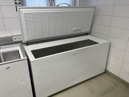Zanussi Tiefkühltruhe ca. 160 x 63 x 87 cm Zanussi Tiefkühltruhe ca. 160 x 63 x 87 cm