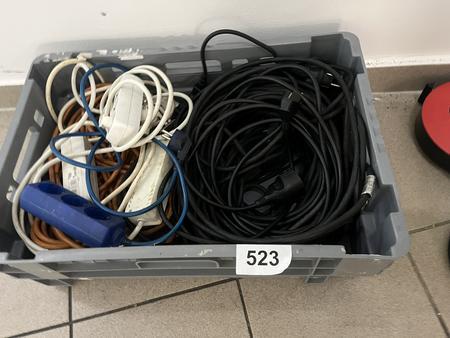 PVC Kiste mit Baustromkabeln PVC Kiste mit Baustromkabeln
