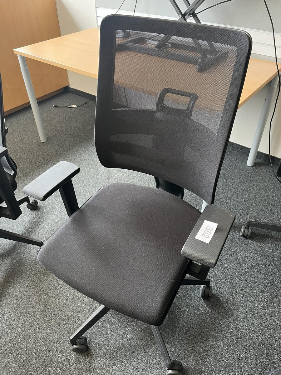 NEUD&Ouml;RFLER-Viasit Drehstuhl schwarz mit Armlehne
