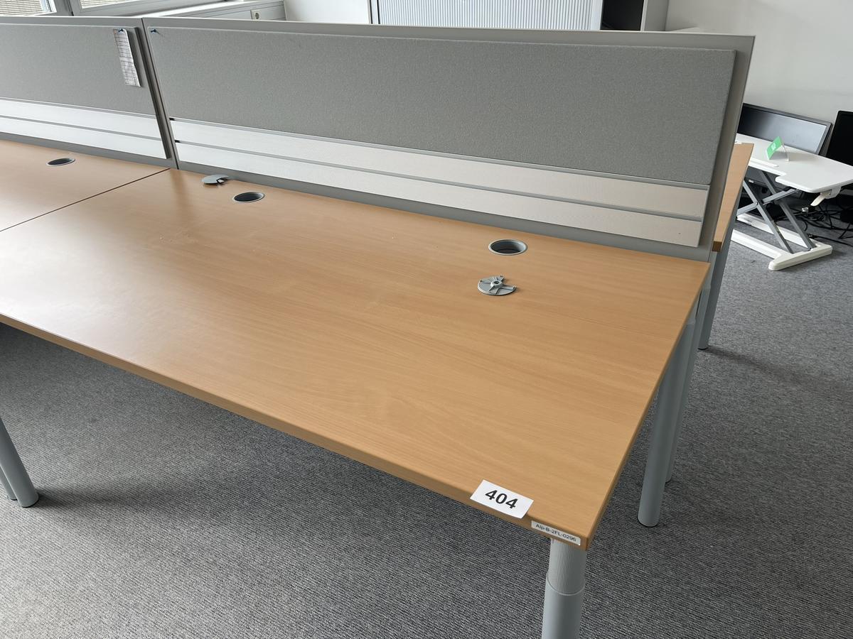 HALI Schreibtisch mit R&uuml;ckwand 160 x 80 cm?d=2026-05-28 19:33:40