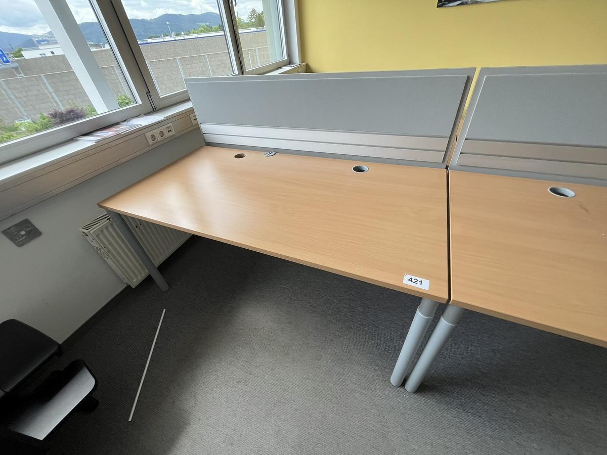 HALI Schreibtisch mit R&uuml;ckwand 160 x 80 cm?d=2026-05-28 19:34:15