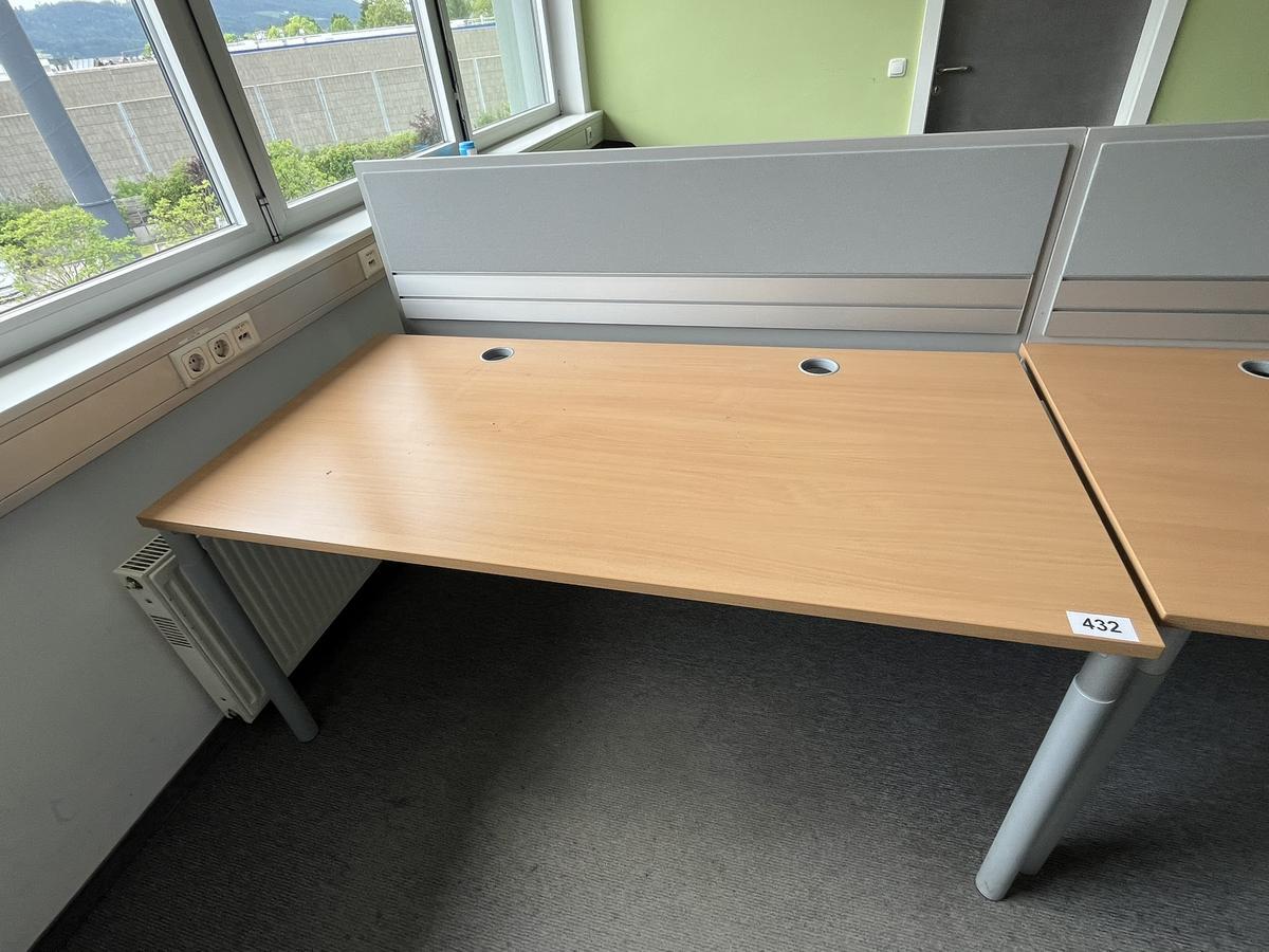 HALI Schreibtisch mit R&uuml;ckwand 160 x 80 cm?d=2026-05-28 19:33:44