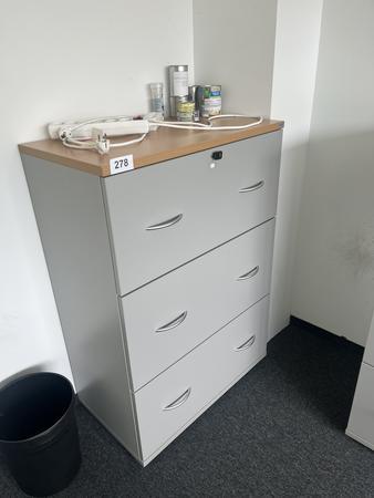 HALI Auszugsladenschrank f�r Register ca. 80 x 110 cm