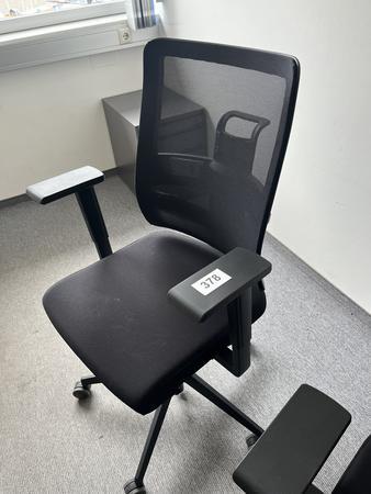 NEUD�RFLER-Viasit Drehstuhl schwarz mit Armlehne