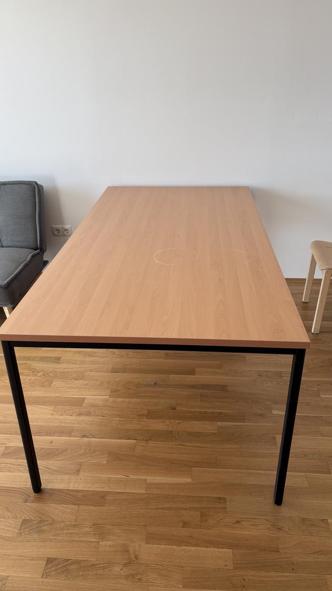 Besprechnungstisch ca. L:200 x B:100 x H:75?d=2026-07-12 23:27:06