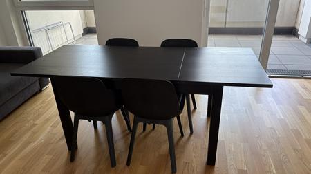 Tisch ca. 190Lx80Bx74Hcm, Holz, schwarz Tisch ca. 190Lx80Bx74Hcm, Holz, schwarz