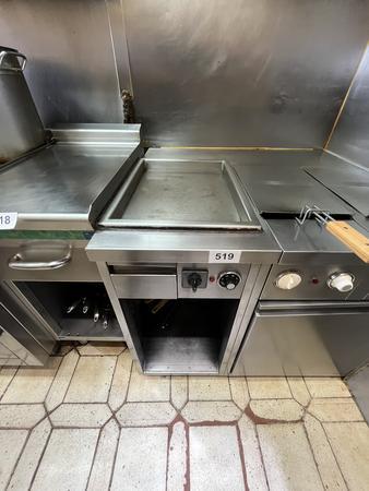 Friteusen-,Grillplattenmodul ca.2 x 13 L Kapazität mit Abdeckplatte Friteusen-,Grillplattenmodul ca.2 x 13 L Kapazität mit Abdeckplatte