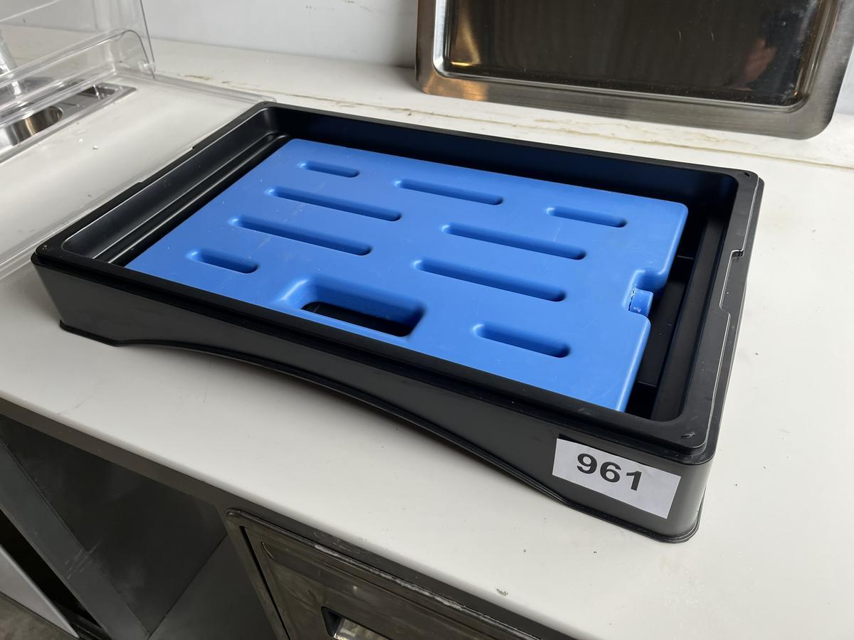 HENDI COOLED DISPLAY WITH COVER mit K&uuml;hlakku?d=2026-06-03 23:30:52