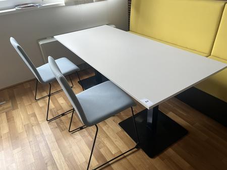 Sozialraumtisch 180x80 cm mit 2 Freischwingerstühlen Sozialraumtisch 180x80 cm mit 2 Freischwingerstühlen