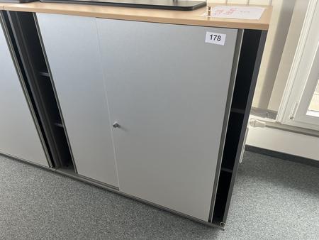 Aktenschrankmodul BENE 120x110 cm mit 3 Ordnerhöhen Aktenschrankmodul BENE 120x110 cm mit 3 Ordnerhöhen