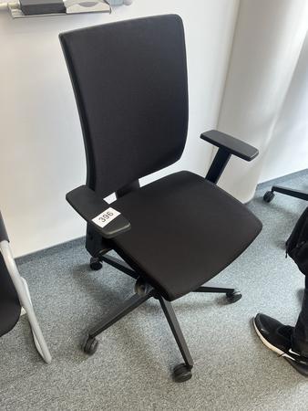 Bürodrehstuhl mit Armlehne Bürodrehstuhl mit Armlehne
