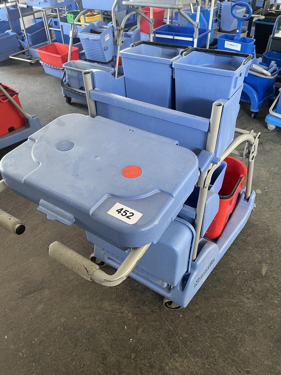 Numatic Reinigungswagen mit Abfallbeh&auml;lter?d=2026-06-03 15:40:35