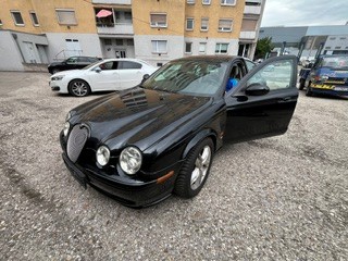 PKW Jaguar S Type 2.5 V 6 AT Sport mit Ersatztacho - siehe Beilage Zulassungsscheinkopie und Fotoshop 