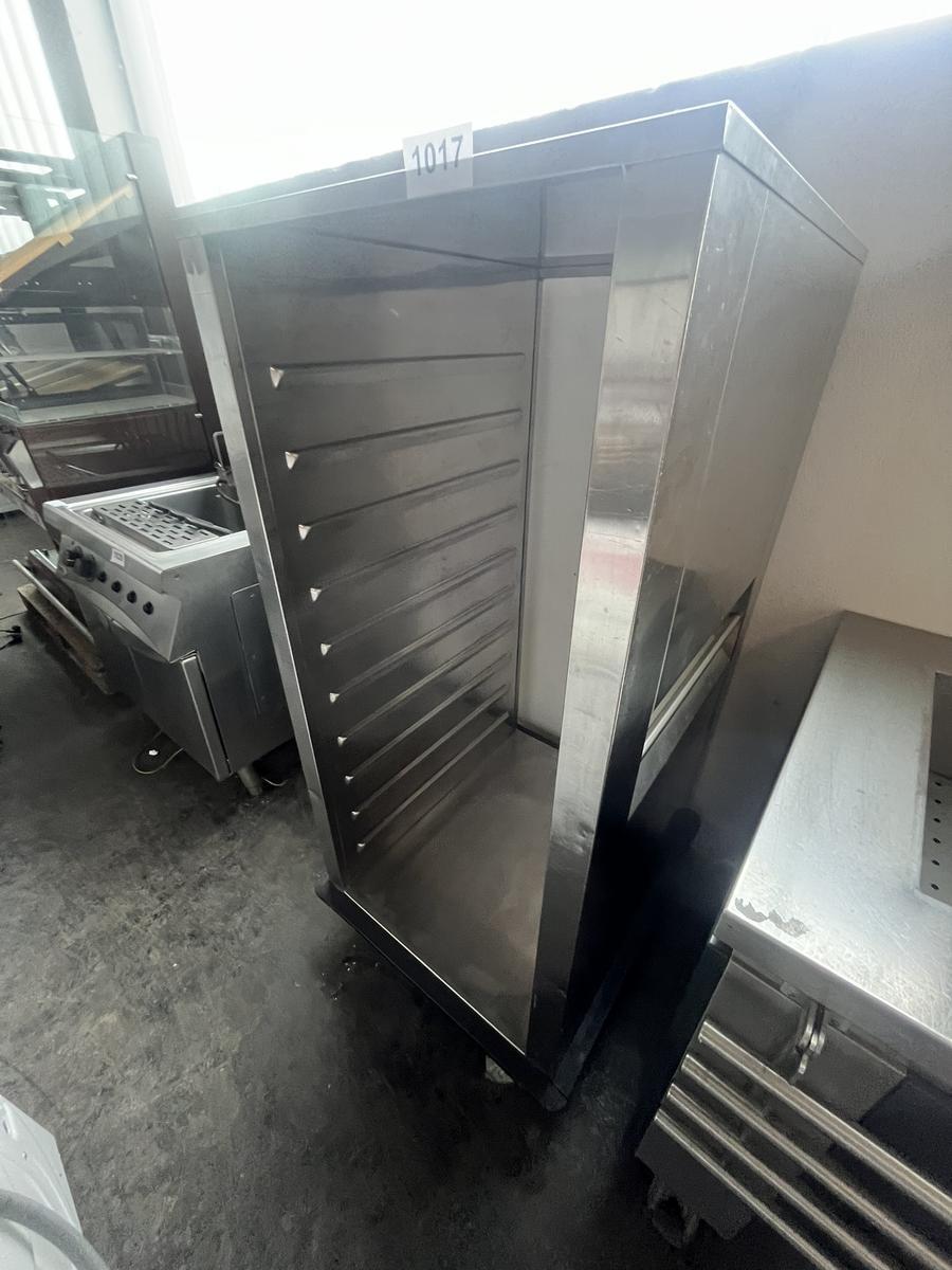 GN-Einschubwagen f&uuml;r 10 Bleche ca. 65 x 75 x 152 cm