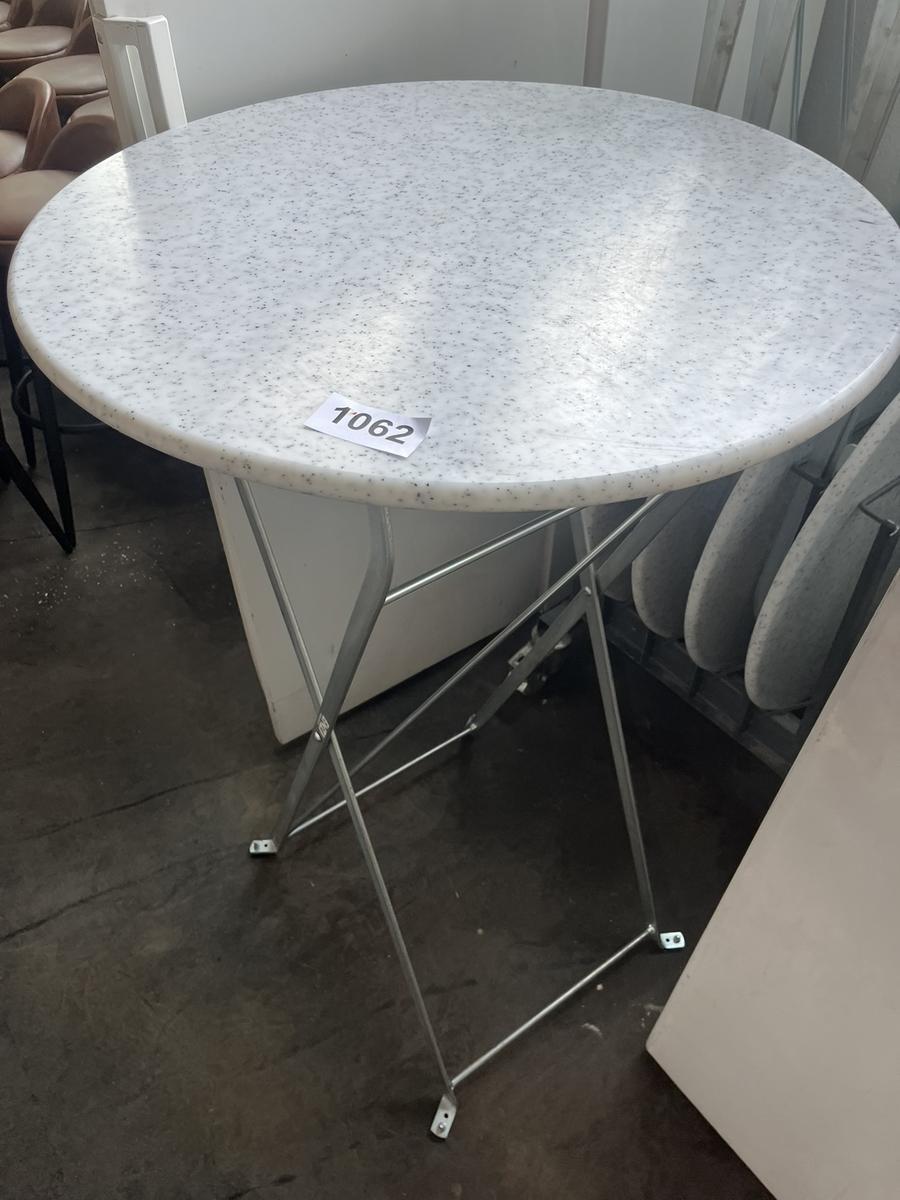 5 Stk. Stehtische klappbar 70 cm DM mit Stapelwagen?d=2026-06-15 21:11:09
