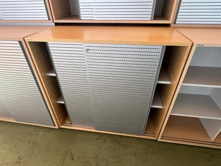 NEUDÖRFLER Aktenschrank mit Schiebetüre ca.120/110 cm 3 Ordnerhöhen NEUDÖRFLER Aktenschrank mit Schiebetüre ca.120/110 cm 3 Ordnerhöhen