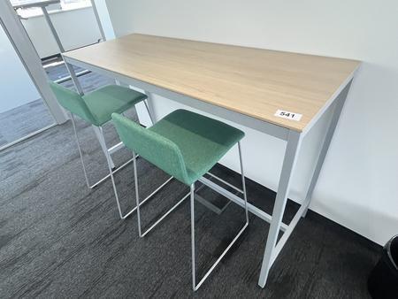 PROFIM Tisch freistehend 160/60/106 cm mit 2 Hochstühle PROFIM Tisch freistehend 160/60/106 cm mit 2 Hochstühle