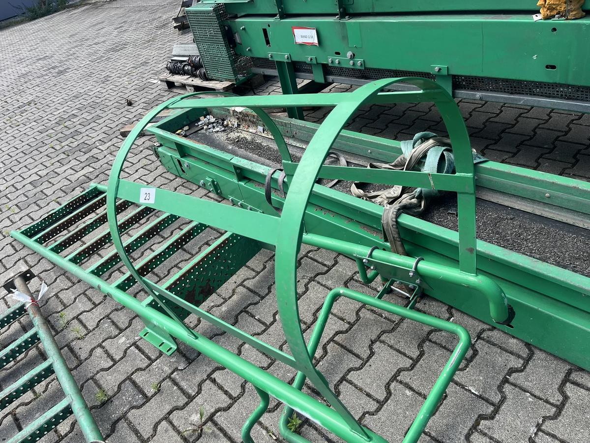 Aufstiegsleiter mit Fallschutz ca. 650 x 2900 mm?d=2026-06-30 21:38:21