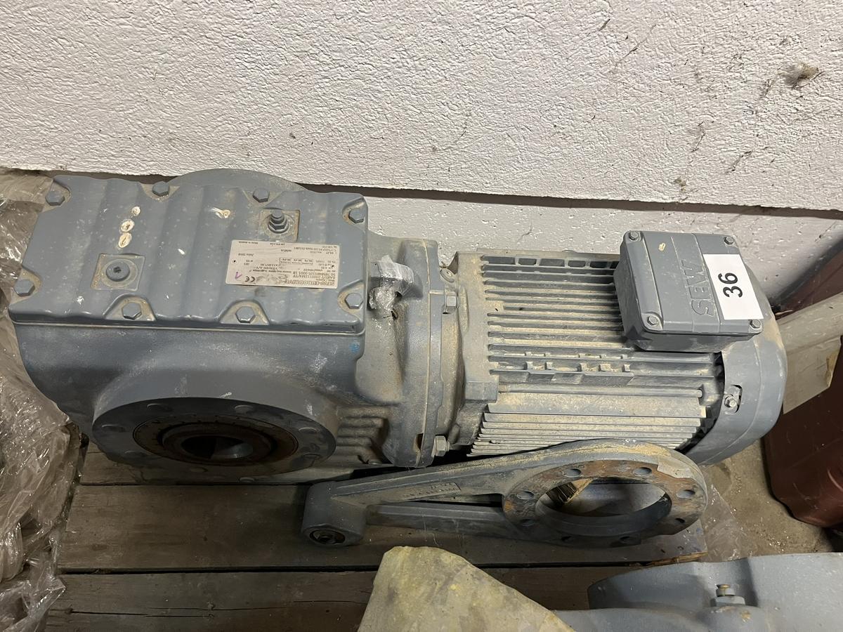 Elektromotor Typ SEW?d=2026-06-30 21:40:08