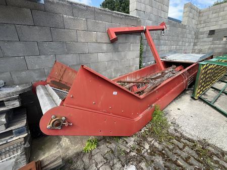 Gliederkettenf�rderer mit Mitnehmer