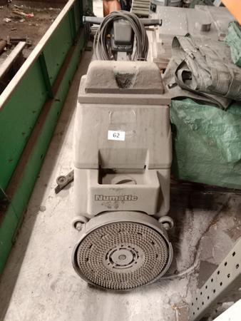 Numatic Bodenreinigungsautomat, teilfunktionst�chtig,