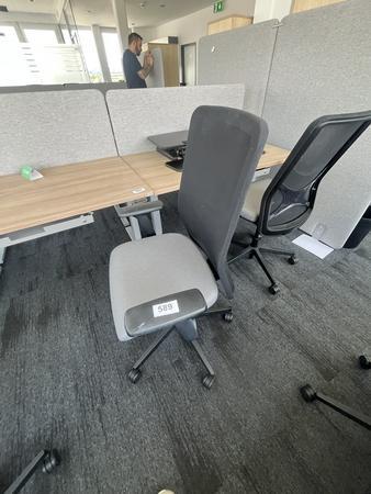 Bürodrehstuhl Narbutas mit Armlehne Bürodrehstuhl Narbutas mit Armlehne