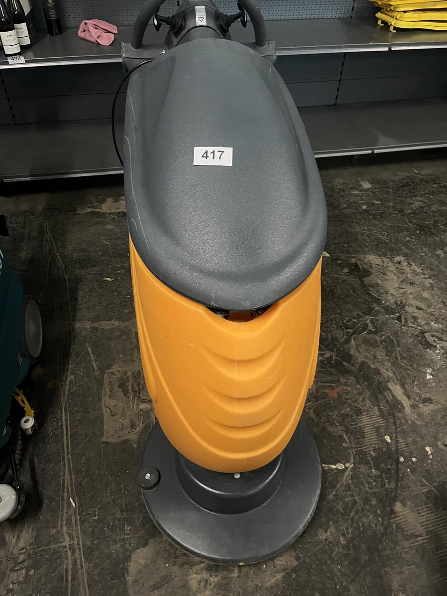 Bodenreinigungsautomat Tuski Swingo 855 B