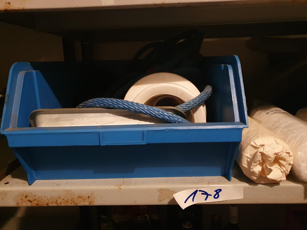 Regalinhalt?d=2026-07-03 21:23:51