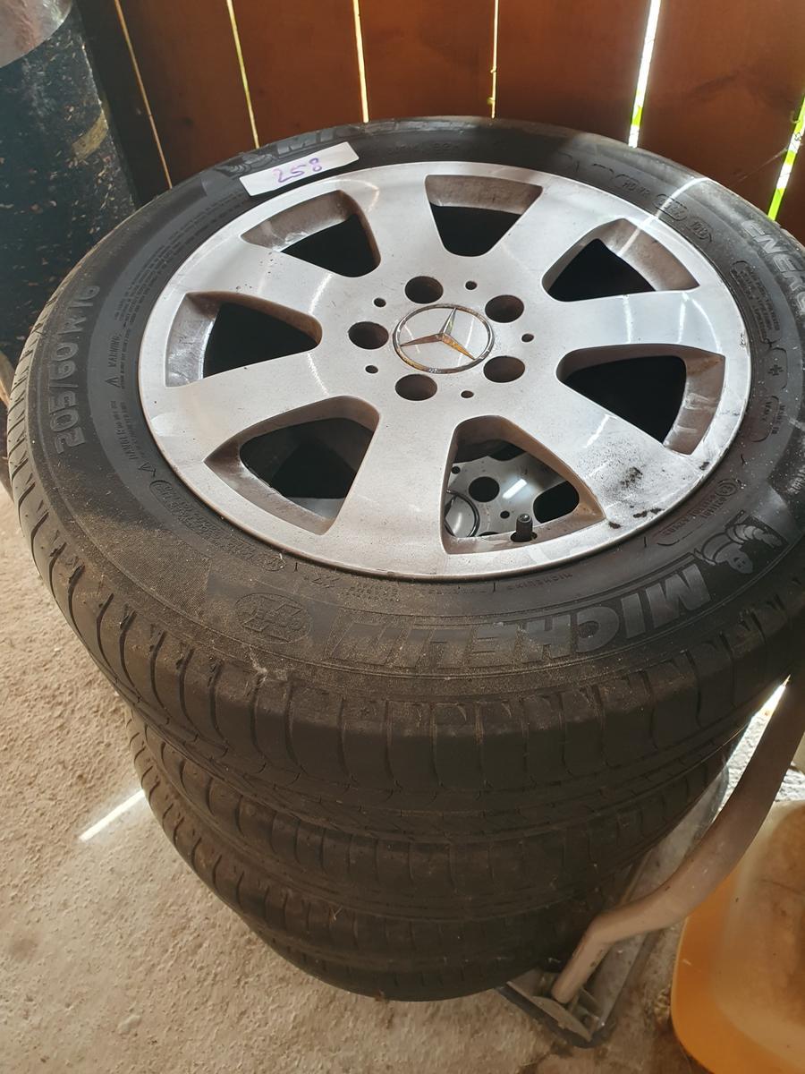 Reifen mit Mercedes Alufelgen 205/60R16?d=2026-07-03 22:25:50
