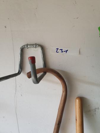 diverses Gartenwerkzeug und Zubehör diverses Gartenwerkzeug und Zubehör