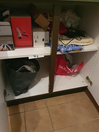 Inhalt von 2 Regalebenen Inhalt von 2 Regalebenen