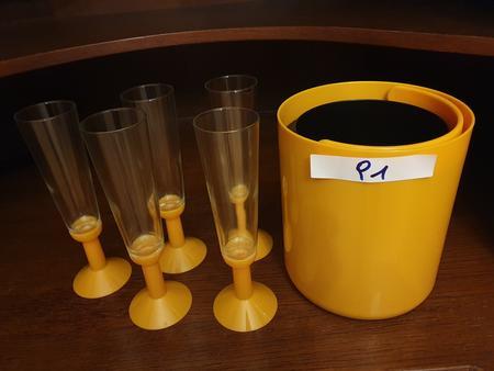 Sektkühler mit 5 Gläsern Sektkühler mit 5 Gläsern