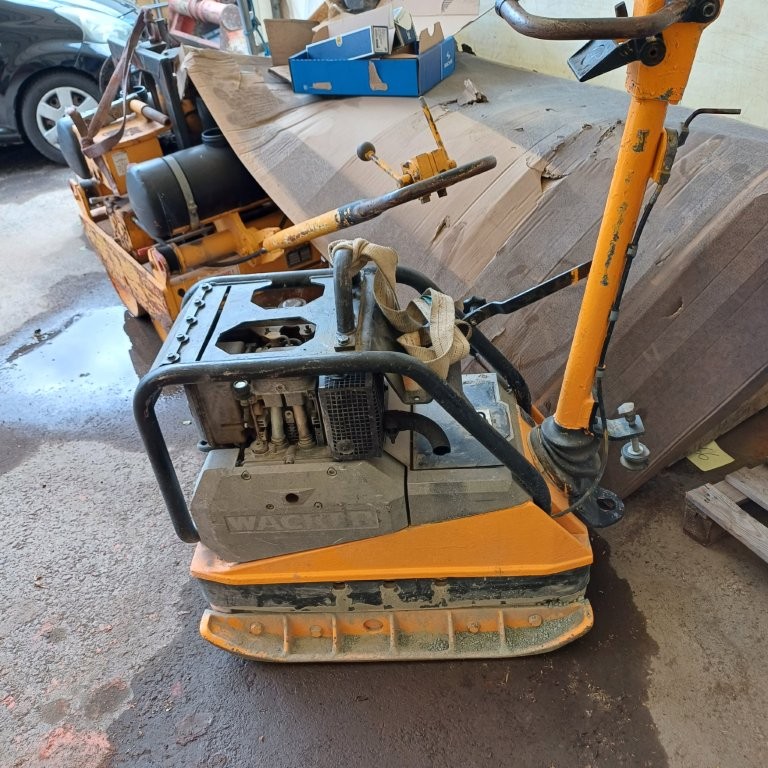 Wacker R&uuml;ttelplatte Typ DPU 4045