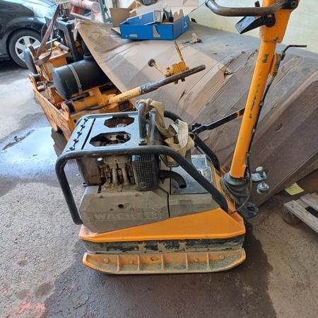 Wacker Rüttelplatte Typ DPU 4045, Vor- und Rücklauf, funktionstüchtig Wacker Rüttelplatte Typ DPU 4045, Vor- und Rücklauf, funktionstüchtig