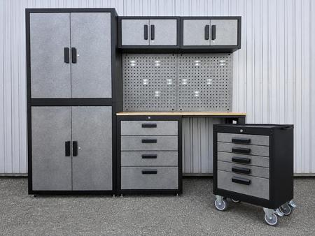 Werkstattschrank 2.3 - schwarz/anthrazit INKLUSIVE Werkzeugwagen bestückt 2.3 schwarz/anthrazit, Art.-Nr. WSW003 und WWB003 Werkstattschrank 2.3 - schwarz/anthrazit INKLUSIVE Werkzeugwagen bestückt 2.3 schwarz/anthrazit, Art.-Nr. WSW003 und WWB003