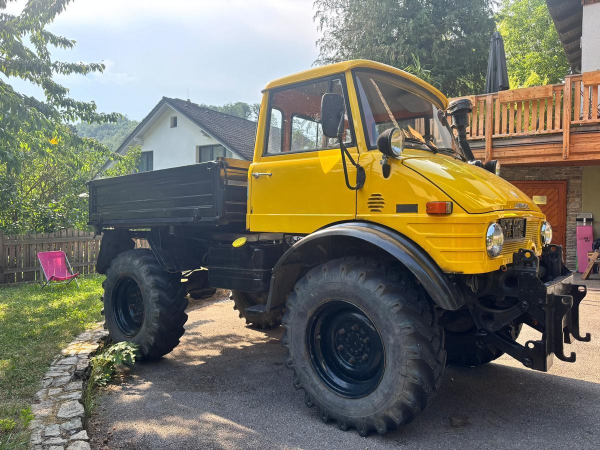 UNIMOG 406 zweiachsige Zugmaschine mit geschlossenem F&uuml;hrerhaus?d=2026-07-06 20:23:04