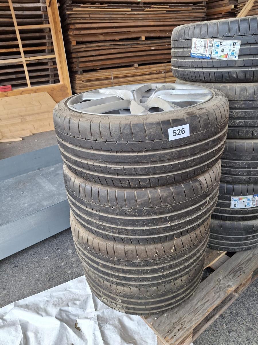 4 Stk.Reifen f&uuml;r Tesla