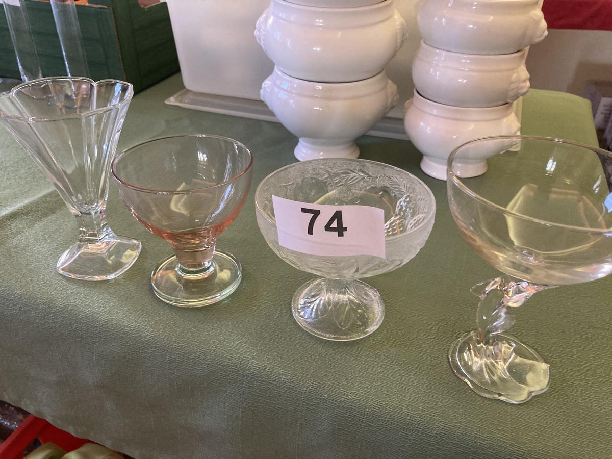 ca. 46teiliges Eisbecherset, verschiedene Gr&ouml;&szlig;en und Formen