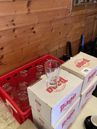 ca. 60 Pagogl�ser in div. Gr��en 0,2 und 0,5 l