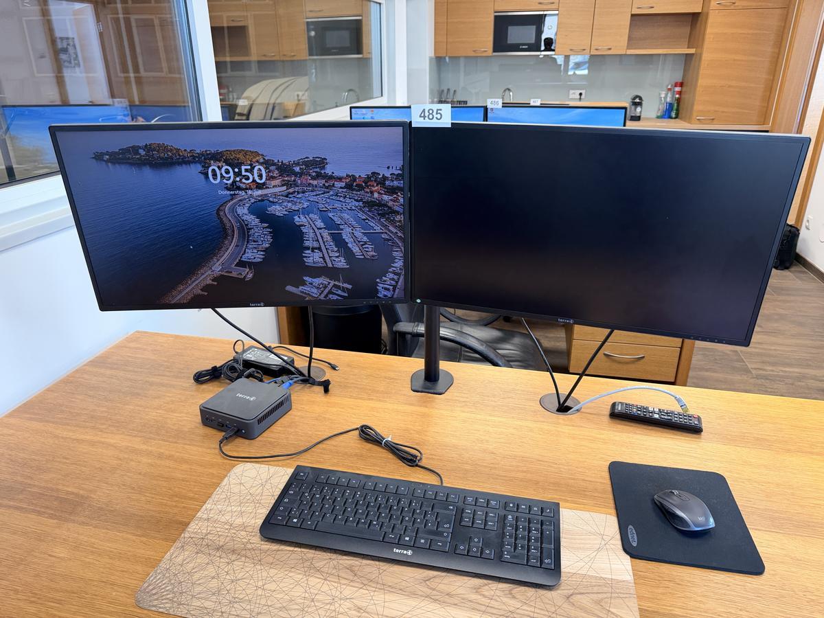 PC Monitor?d=2026-07-17 19:58:43