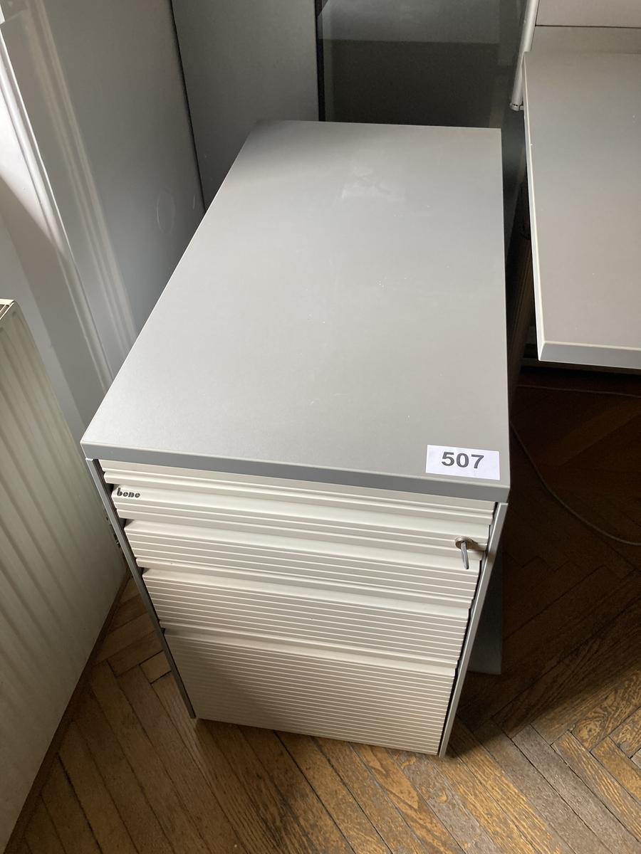 Bene Standcontainer 43 x 80 x 72 cm - 3 Laden mit Schl&uuml;ssel grau?d=2026-07-17 19:58:43