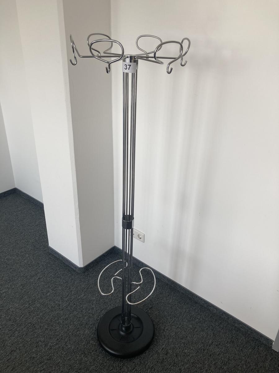 Kleiderst&auml;nder?d=2026-07-22 23:21:01