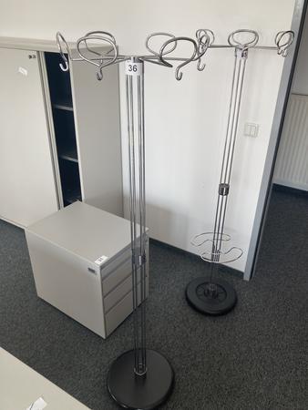 Kleiderst�nder