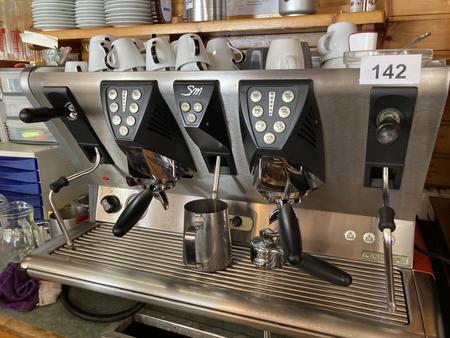San Marco Espressomaschine Typ 100 E, Maße: ca. 70 x 60 x 50 cm San Marco Espressomaschine Typ 100 E, Maße: ca. 70 x 60 x 50 cm